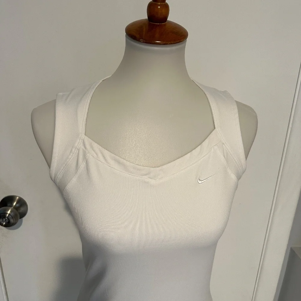 Nike Dry-Fit Tank Top‎ - Size S. - Picture 2 of 10